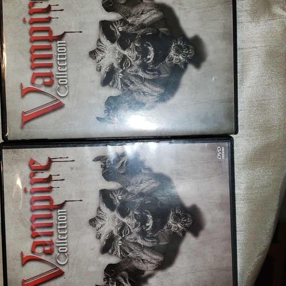 Vampire Collection 2-DVD Disc Set Tin 2009 Movie Series Horror Cult - Picture 2 of 4